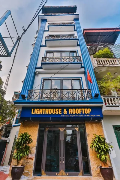 Light House & Rooftop – Photos 14